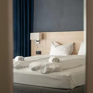 Hotel Breeze Victoria