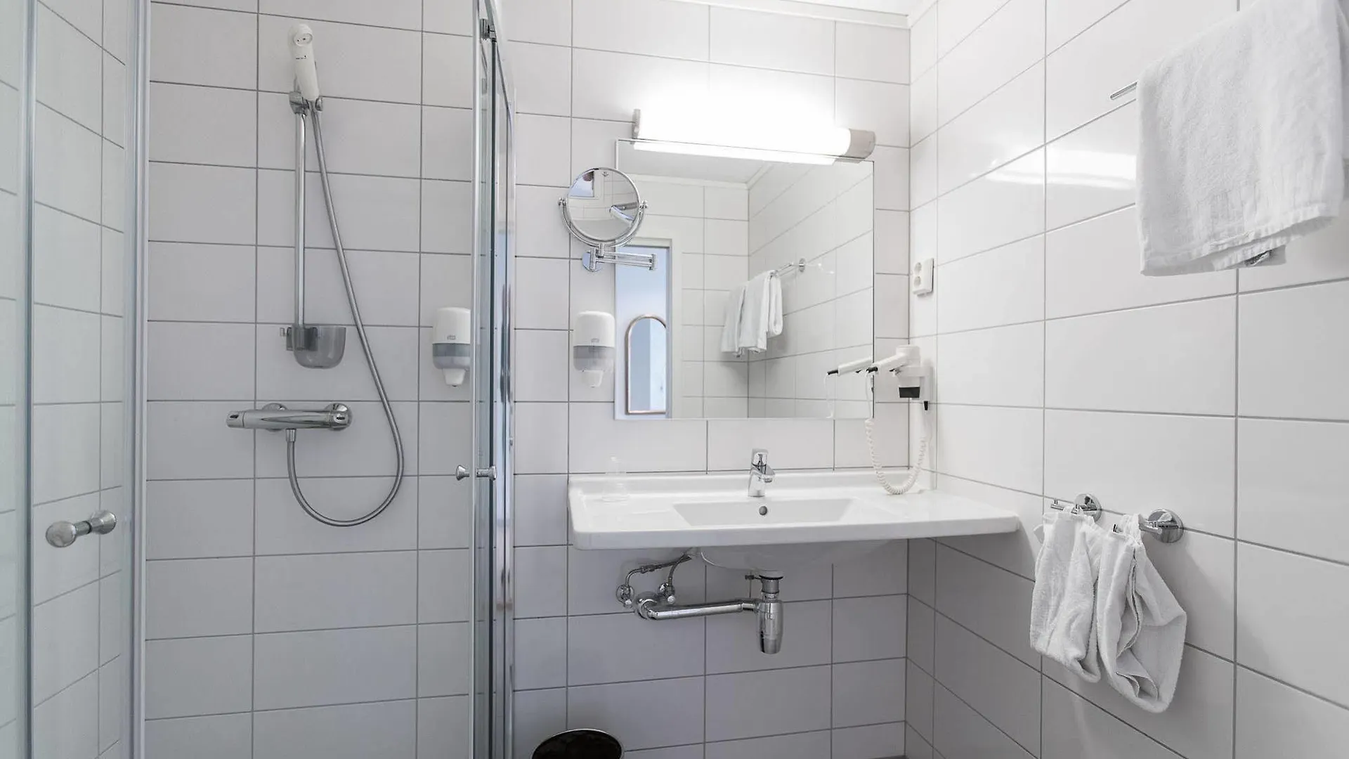 Hotel Almaas Hotell Stord As