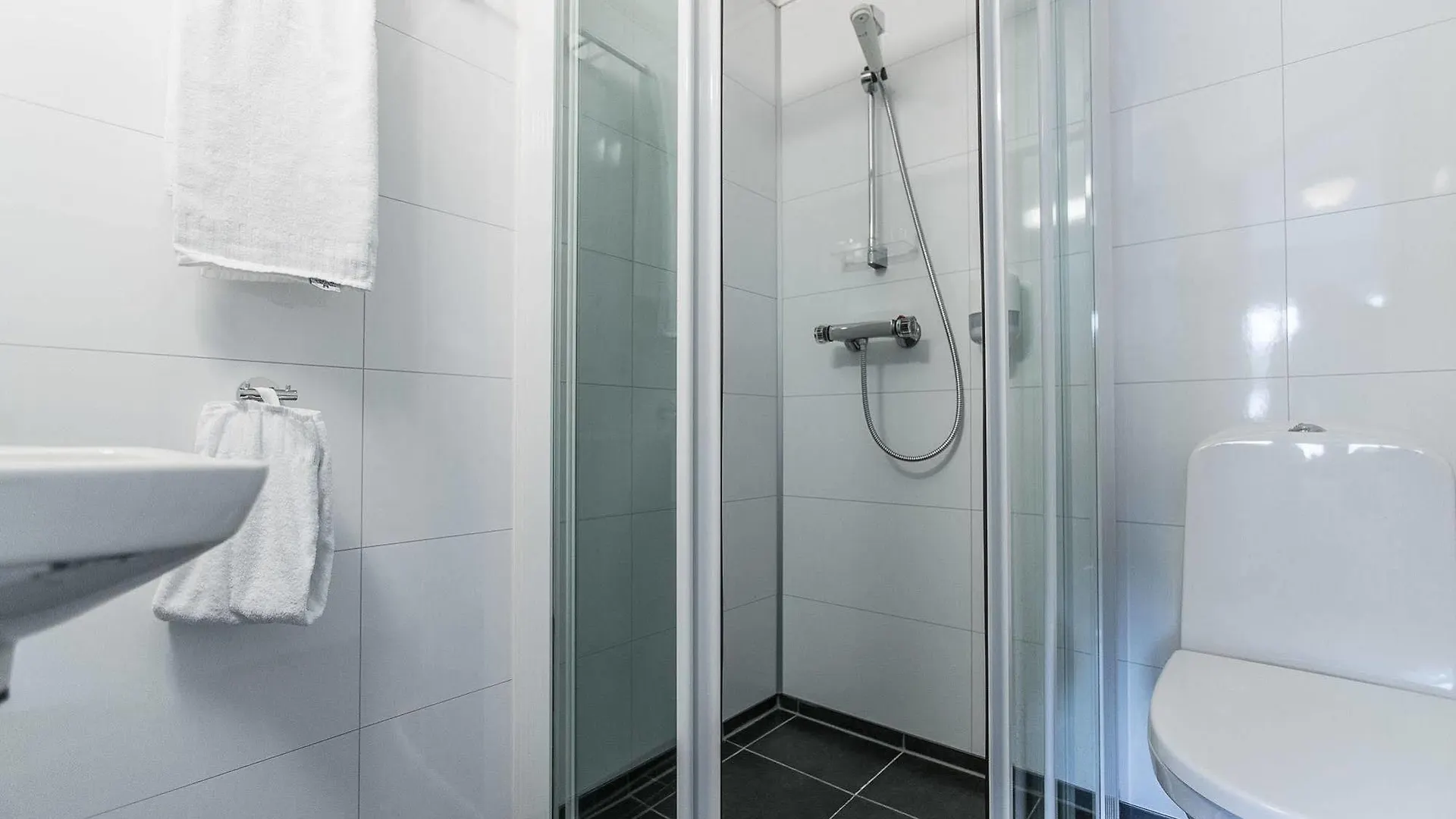 Almaas Hotell Stord As 3*,  Norway